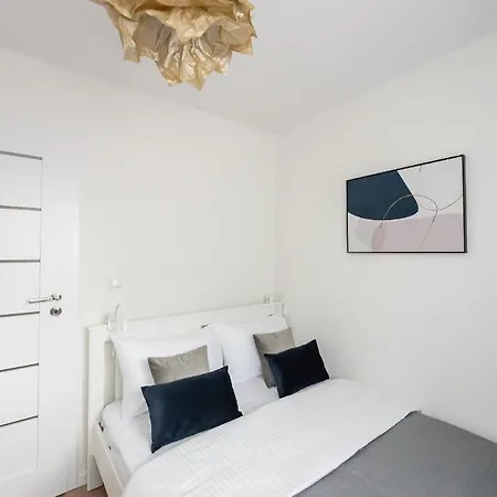 Apartment Chmielna Marble Centre By Bookinghost Warschau
