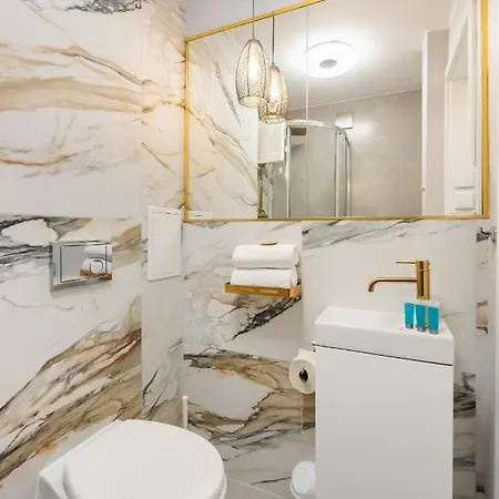 Chmielna Marble Centre By Bookinghost Warszawa